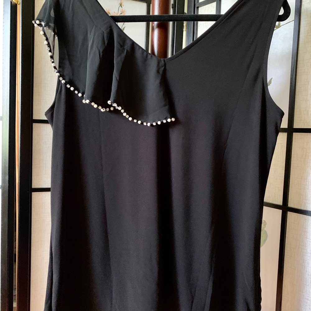 Top - Picture 3 of 3